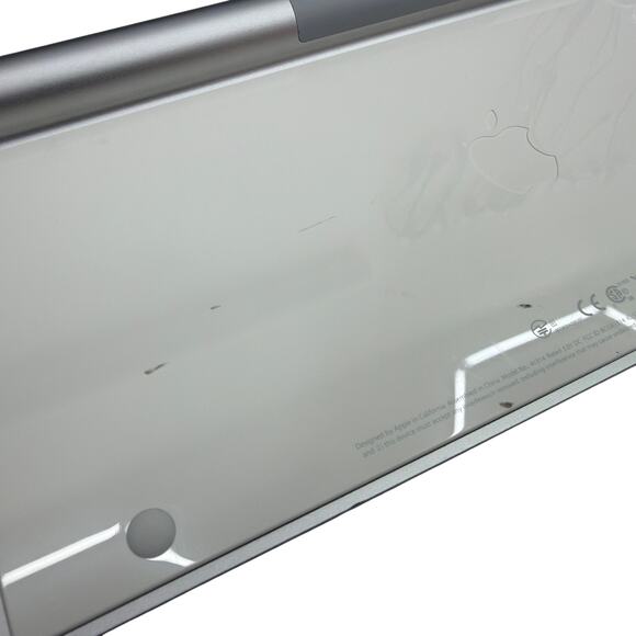 Apple Wireless Keyboard A1314 Bluetooth Silver/White – Tested Working - Picture 5 of 7